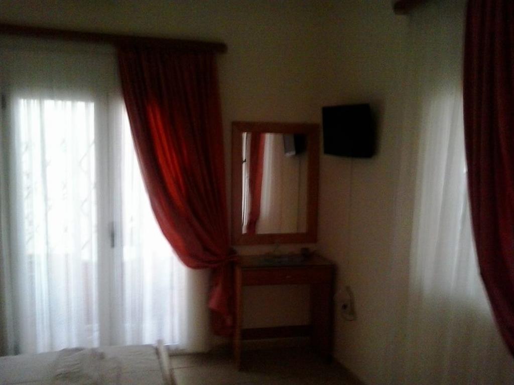 Gradma Katina Apartment Platanés Cameră foto